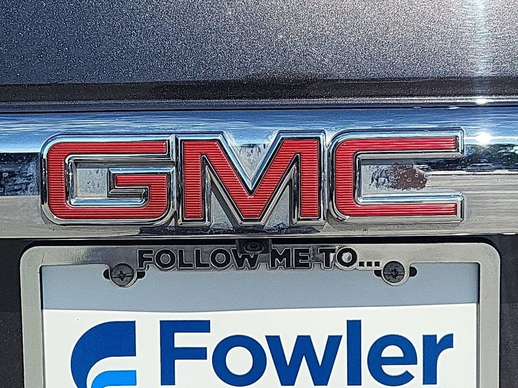 Used 2016 IRIDIUM METALLIC GMC Denali image 38
