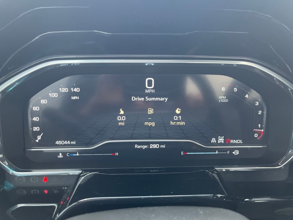 Used 2024 White GMC SLE image 16