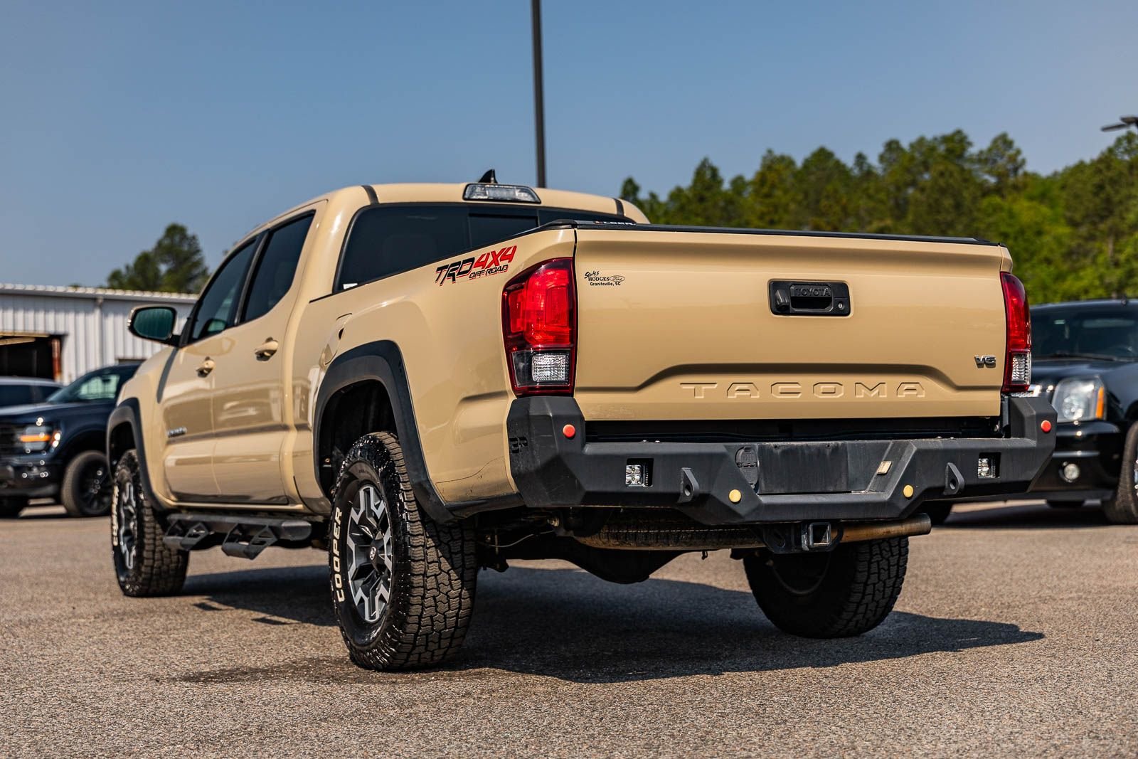Used 2018 Super Black Toyota TRD Off-Road image 5