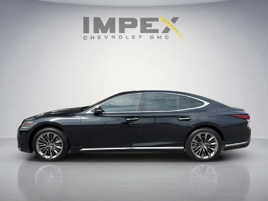 Used 2018  Lexus LS 500 image 2