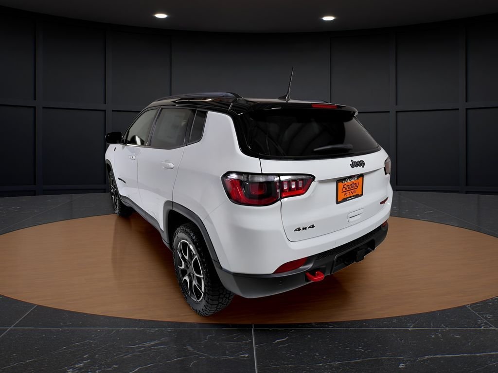New 2026 Bright White Clear-Coat Exterior Paint Jeep Trailhawk image 5