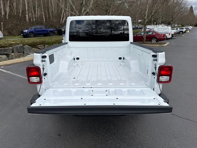 New 2026 Bright White Clear-Coat Exterior Paint Jeep Sport S image 12