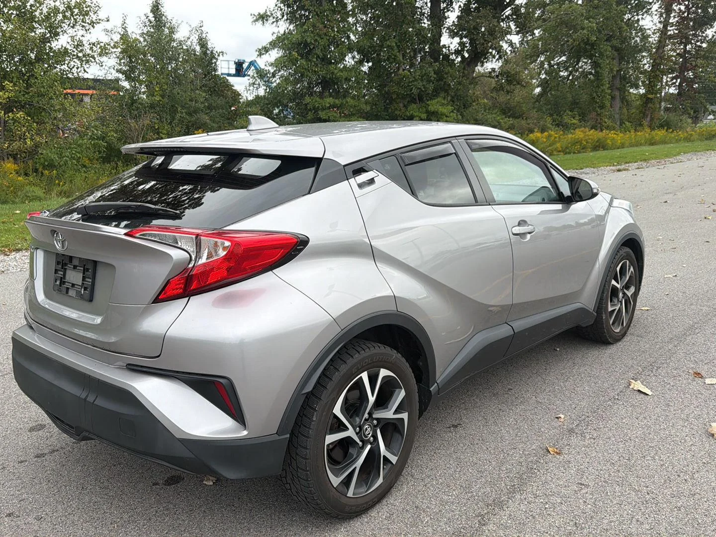 Used 2019 Silver Knockout Metallic Toyota XLE image 3