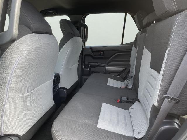 Certified Used 2025 CUTTING EDGE Toyota  image 11