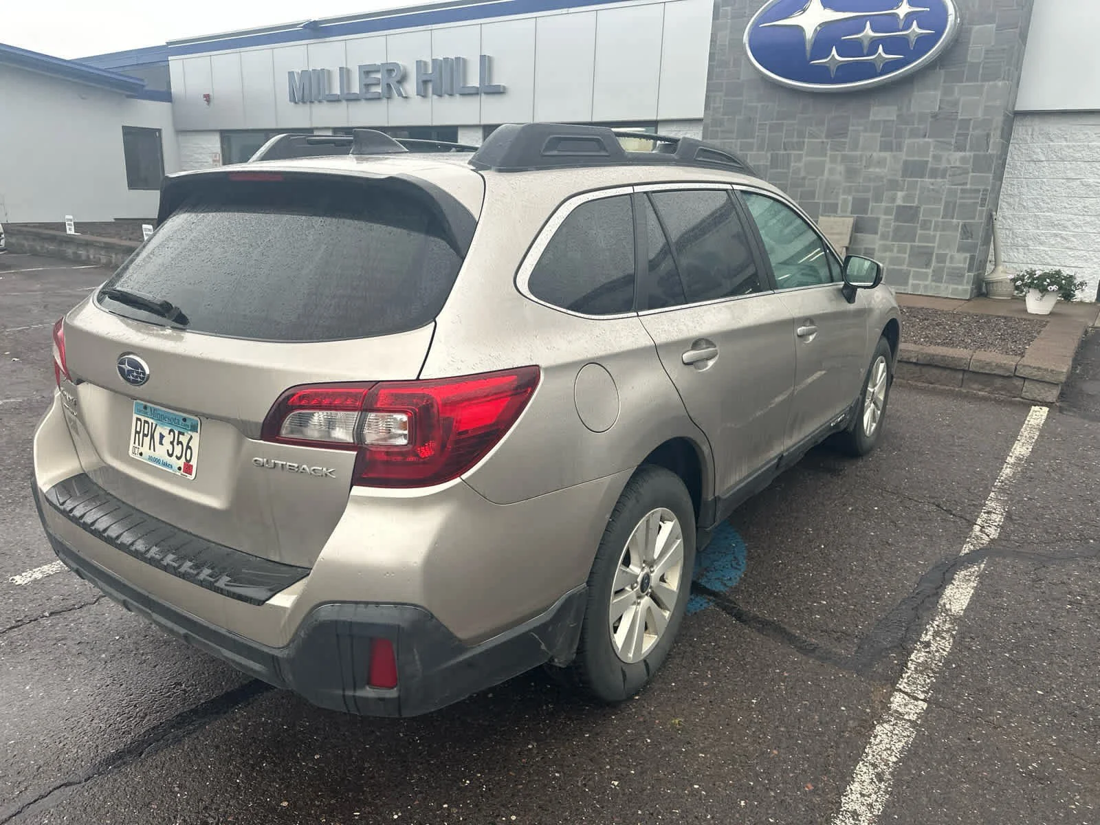 Used 2018 Tungsten Metallic Subaru Premium image 5