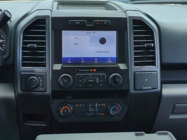 Used 2020 White Ford XLT image 17