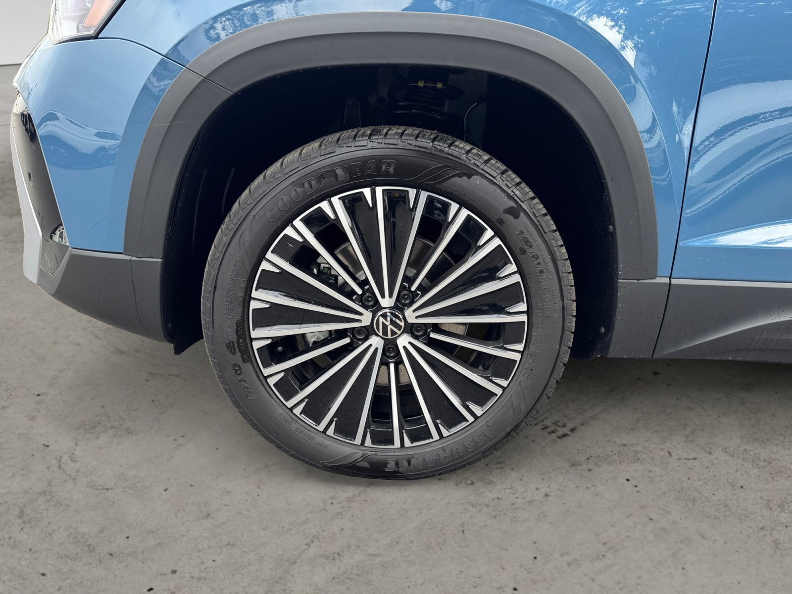New 2026 Blue Volkswagen SE image 14