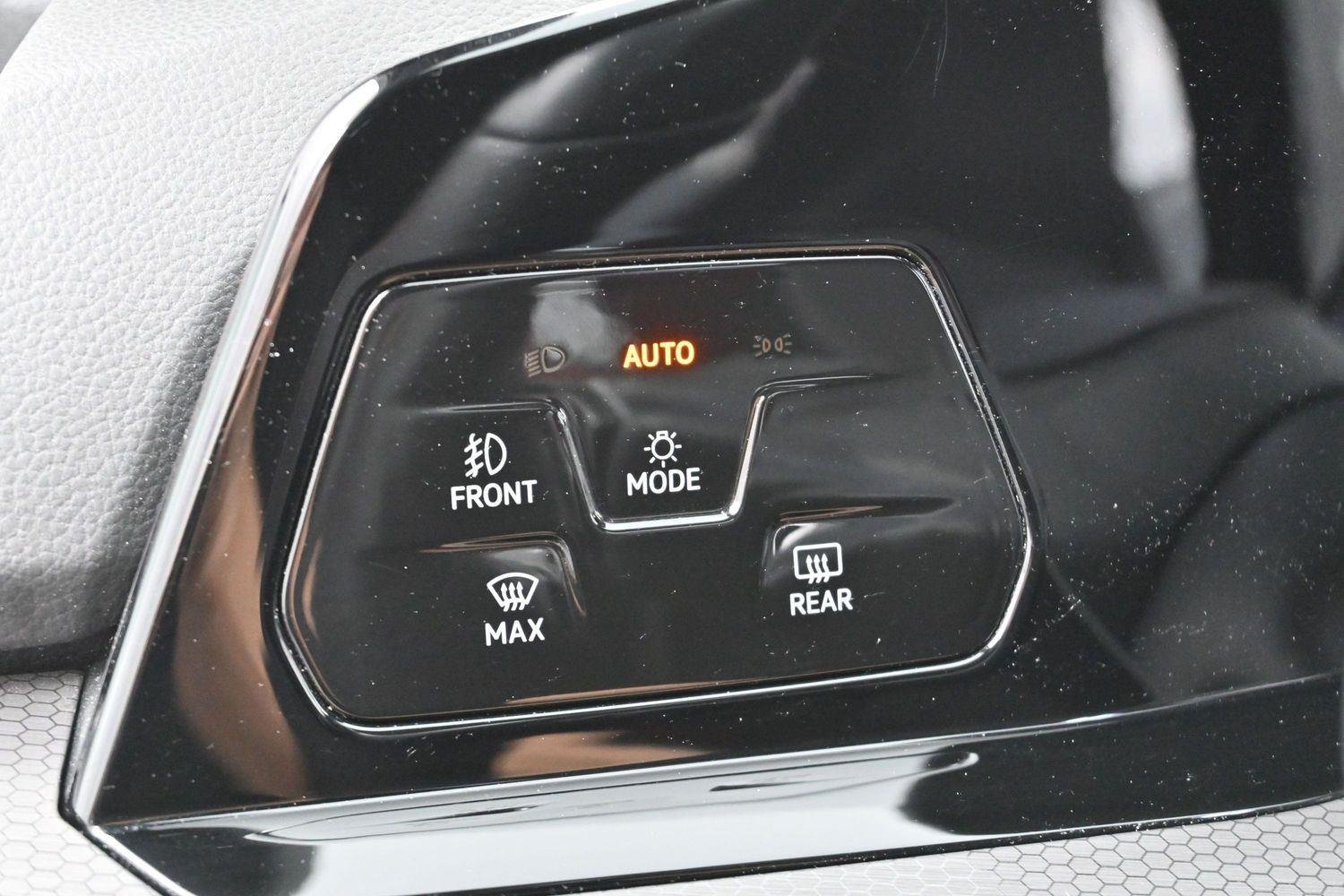 Used 2024 Opal White Pearl Volkswagen S image 28