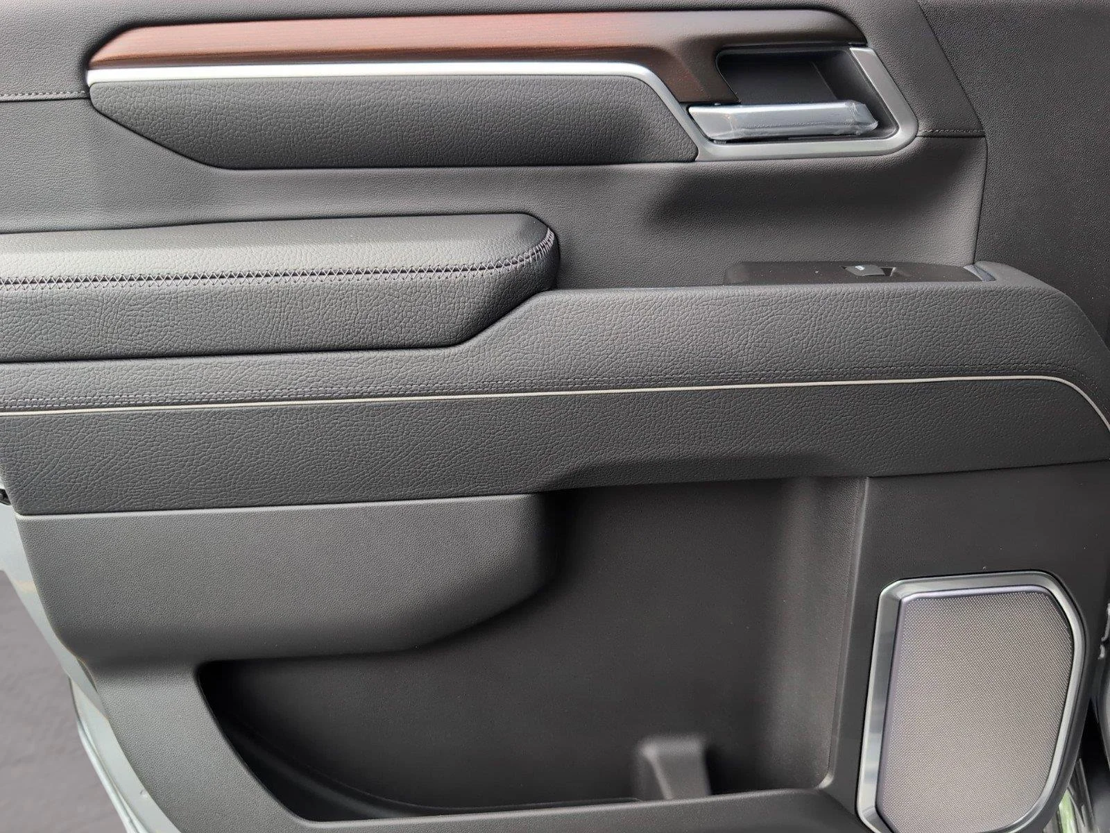 New 2026 Sterling Metallic GMC Denali image 9