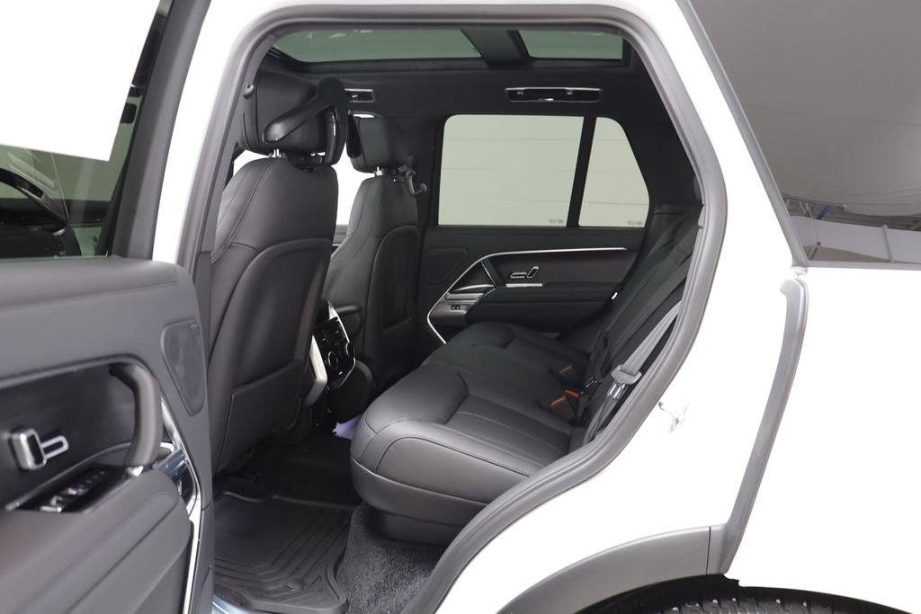 New 2026 Icy White Satin LAND ROVER SE image 16