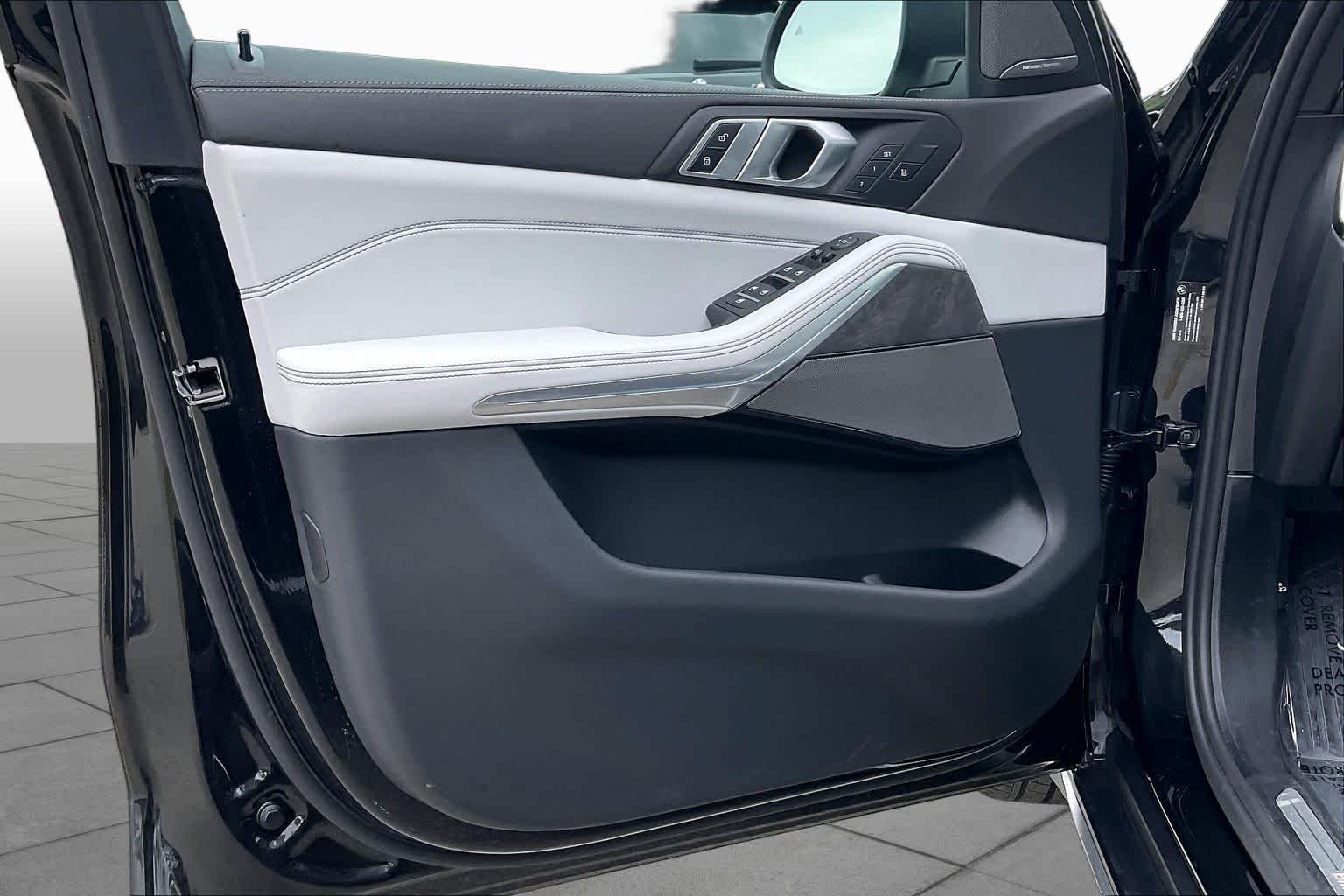 2026 BMW X5 40i - Photo 10