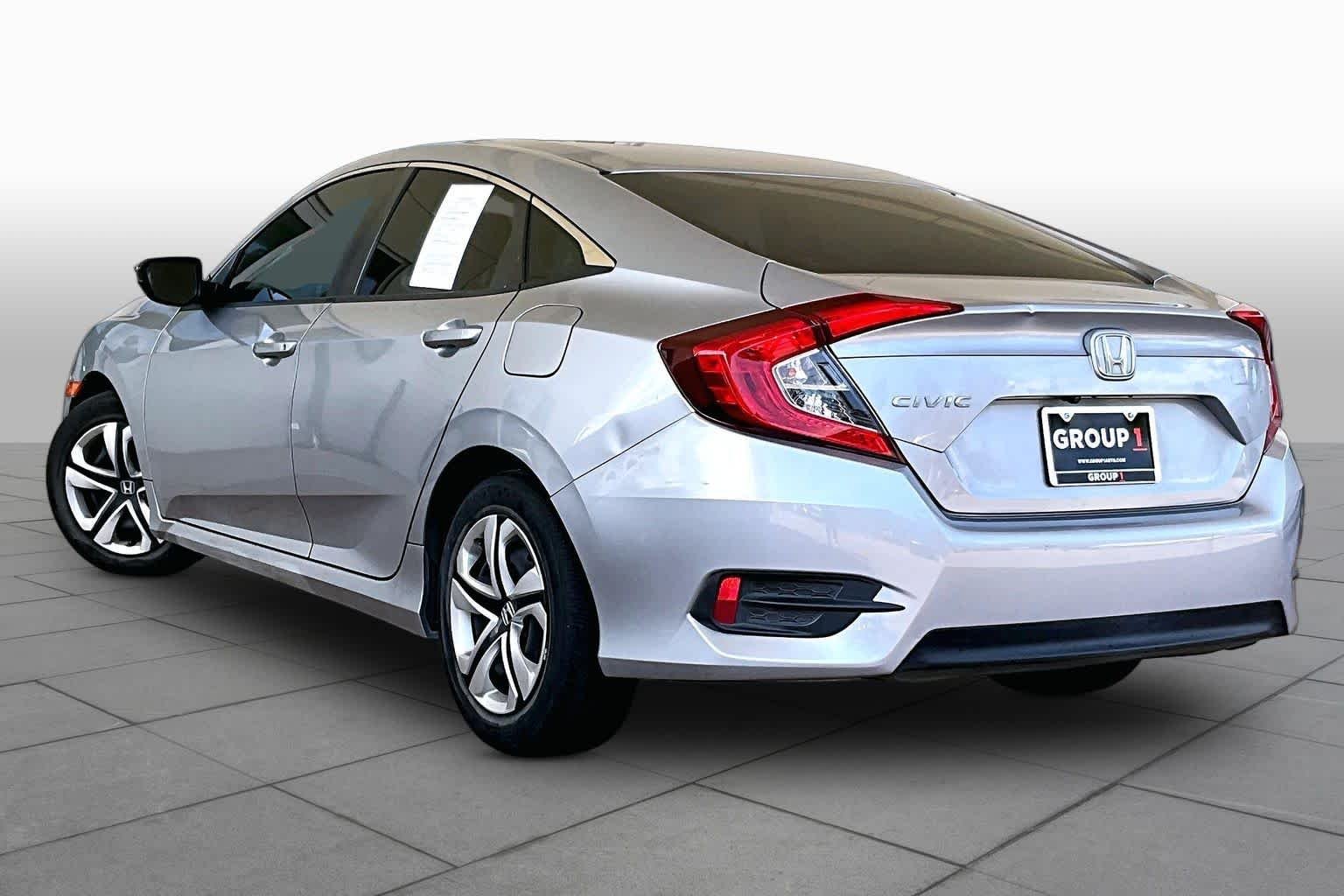 Used 2016 Lunar Silver Metallic Honda LX image 11