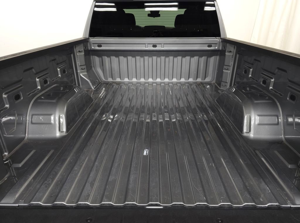 Used 2023 Sterling Gray Metallic Chevrolet LT (2FL) image 9