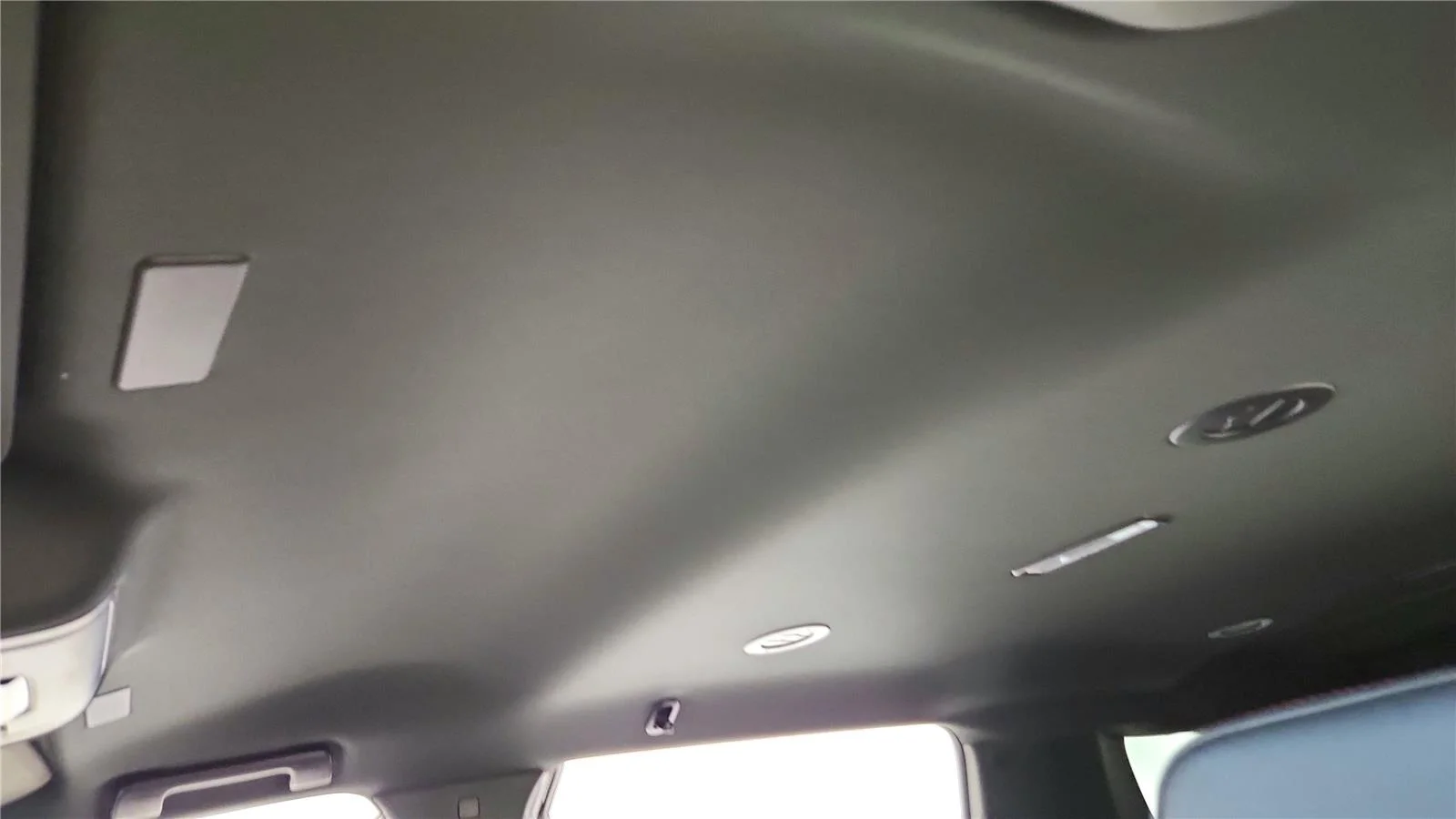 2026 Chevrolet Suburban RST - Photo 24