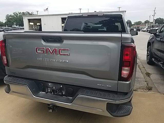Used 2024 Sterling Metallic GMC SLE image 24