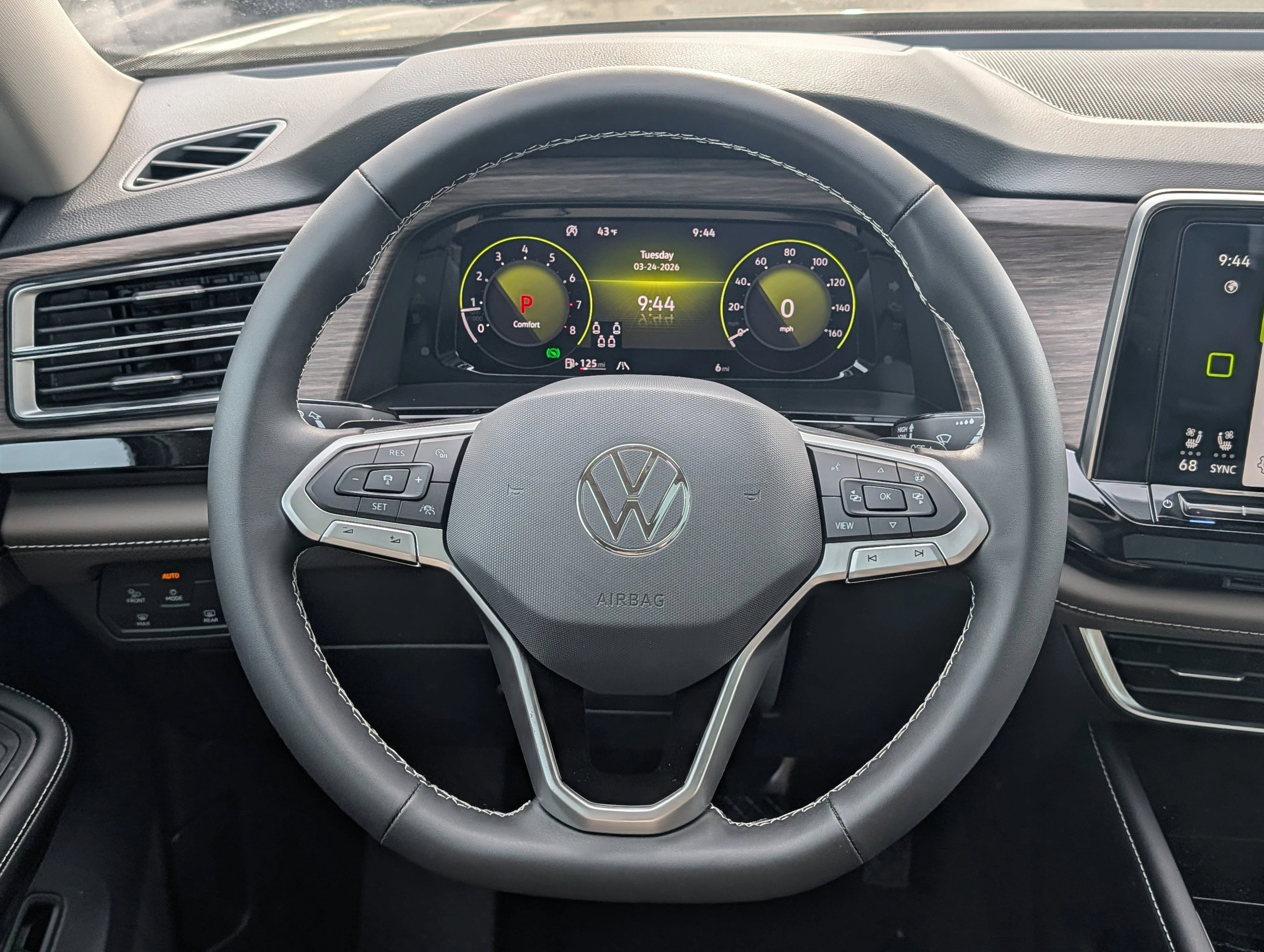 New 2026 Pure Gray Volkswagen 2.0T SEL image 9