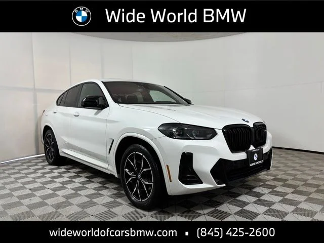 2024 BMW X4 M40i's photo