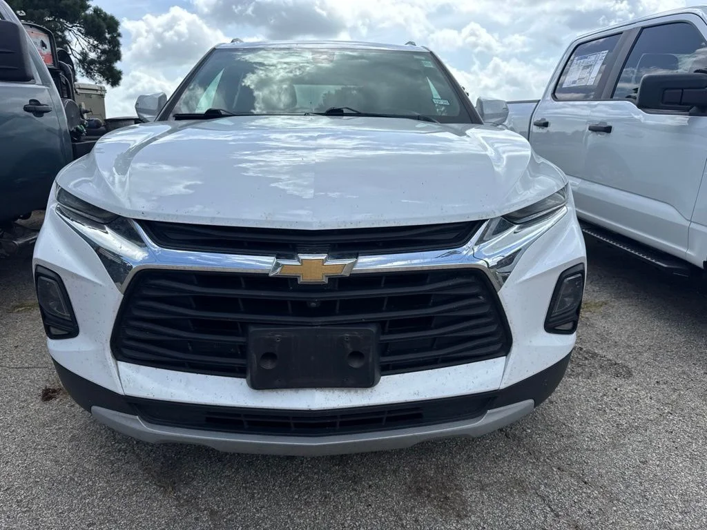 Used 2022 White Chevrolet LT image 6