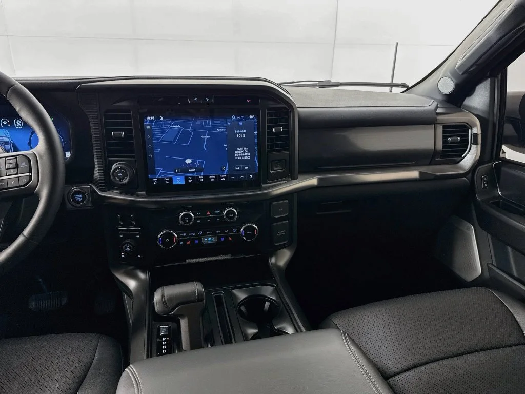 Used 2026 White Ford Lariat image 30