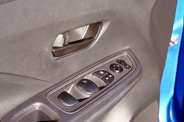 Used 2024 Blue Nissan 1.6 S image 21