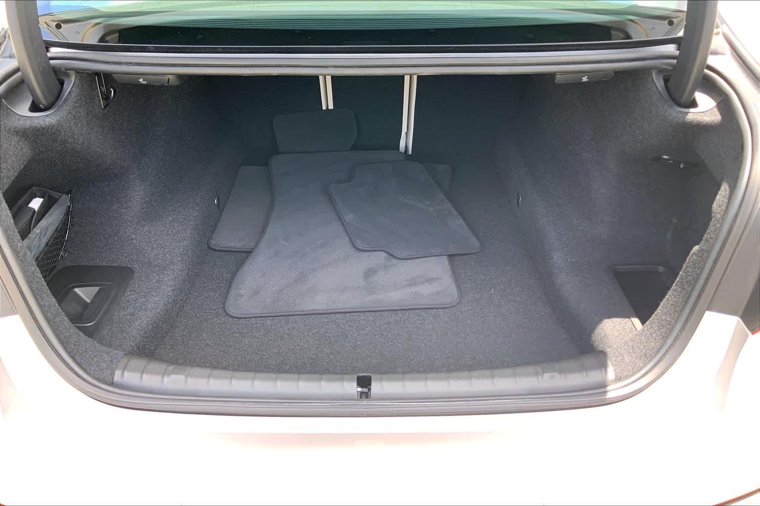 Used 2019 Rhodonite Silver Metallic BMW 540i image 34