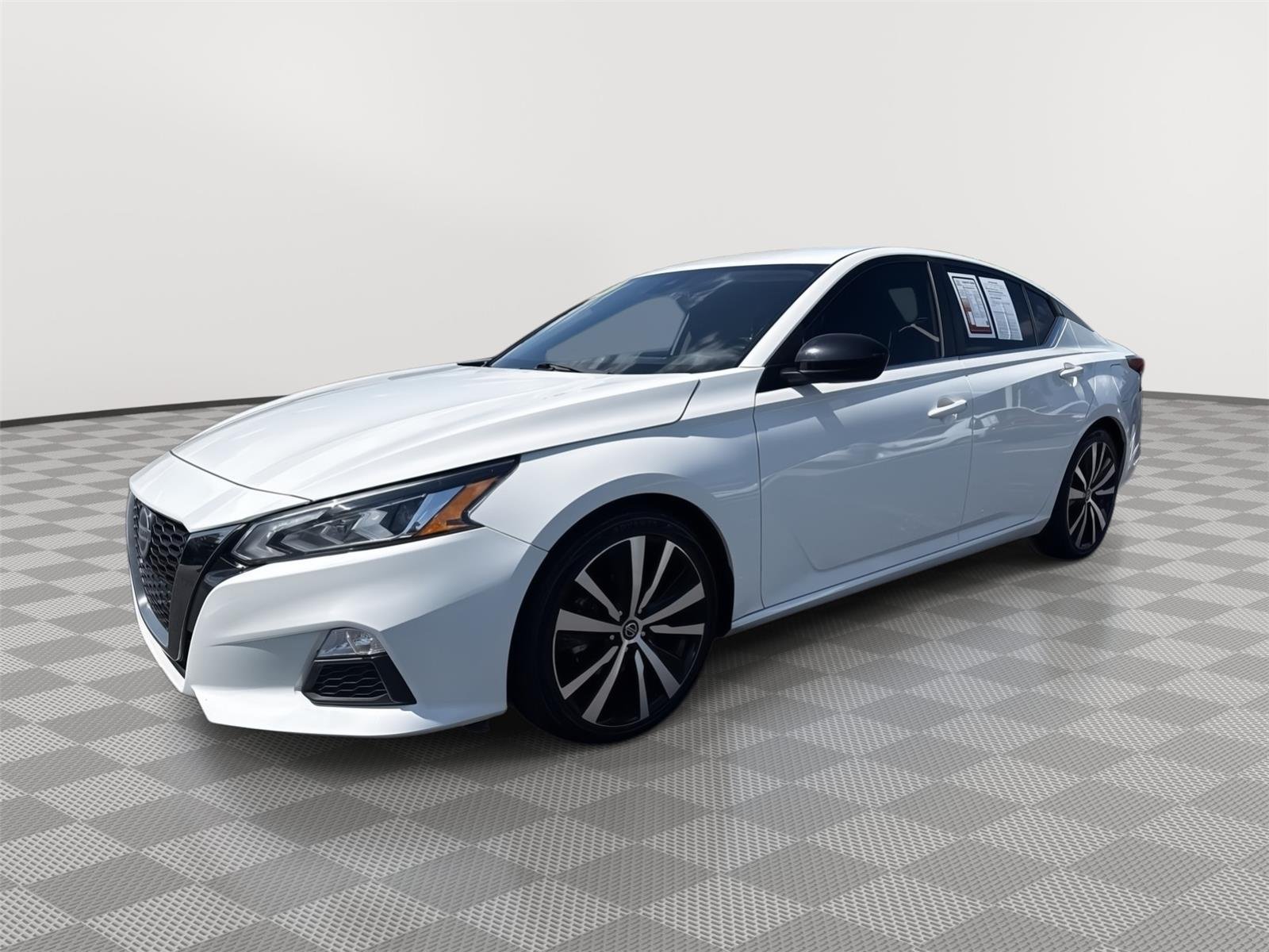 Used 2021 Nissan Altima SR with VIN 1N4BL4CV4MN362328 for sale in Kansas City