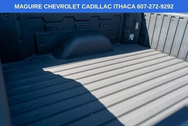 Used 2022 Black Chevrolet High Country image 11