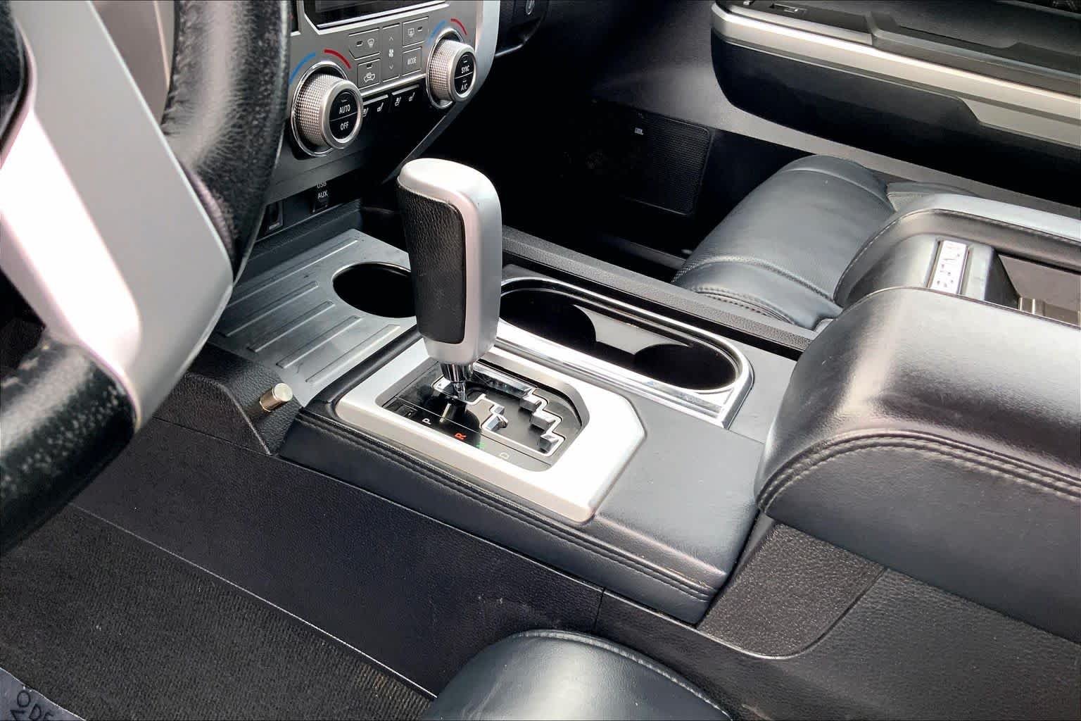 Used 2016 Super White Toyota Platinum image 14