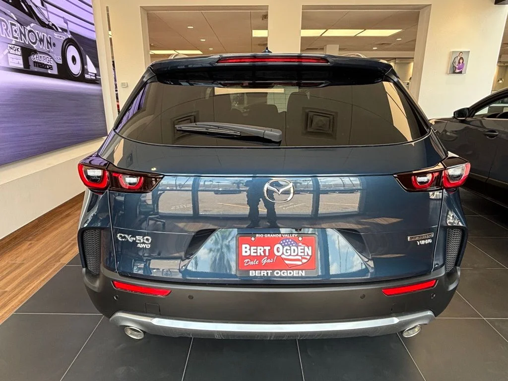 2025 Mazda CX-50 Premium Plus - Photo 5