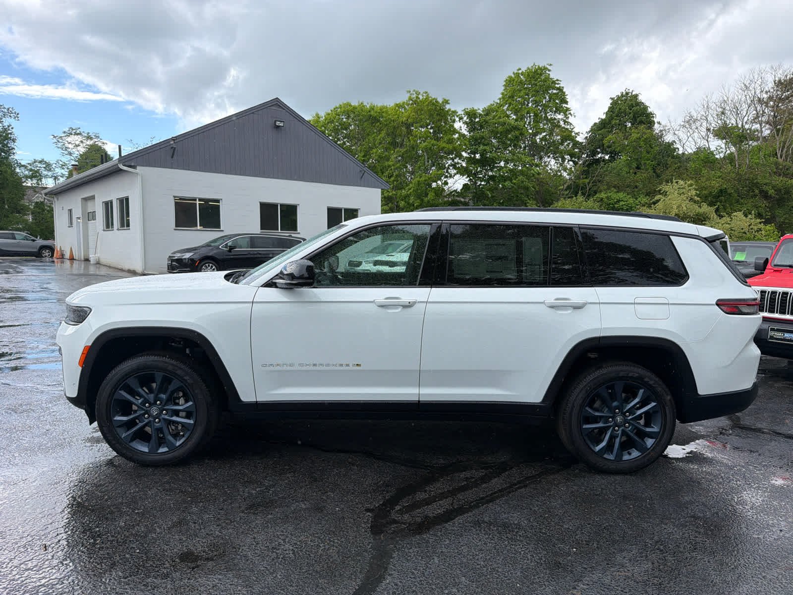 New 2026 Bright White Clearcoat Jeep 85th Anniversary Edition image 5