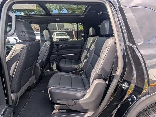 New 2026 Mosaic Black Metallic Chevrolet LT image 9