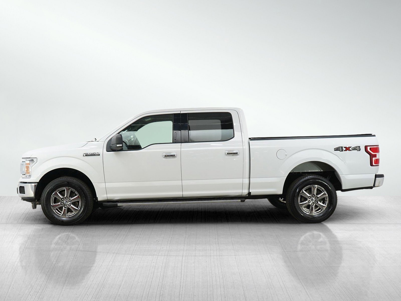 Used 2019 Ford F-150 XLT with VIN 1FTFW1E43KFC86923 for sale in Roseville, Minnesota
