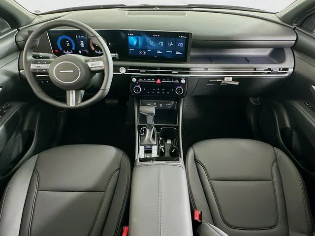 New 2026 Hyundai TUCSON XRT