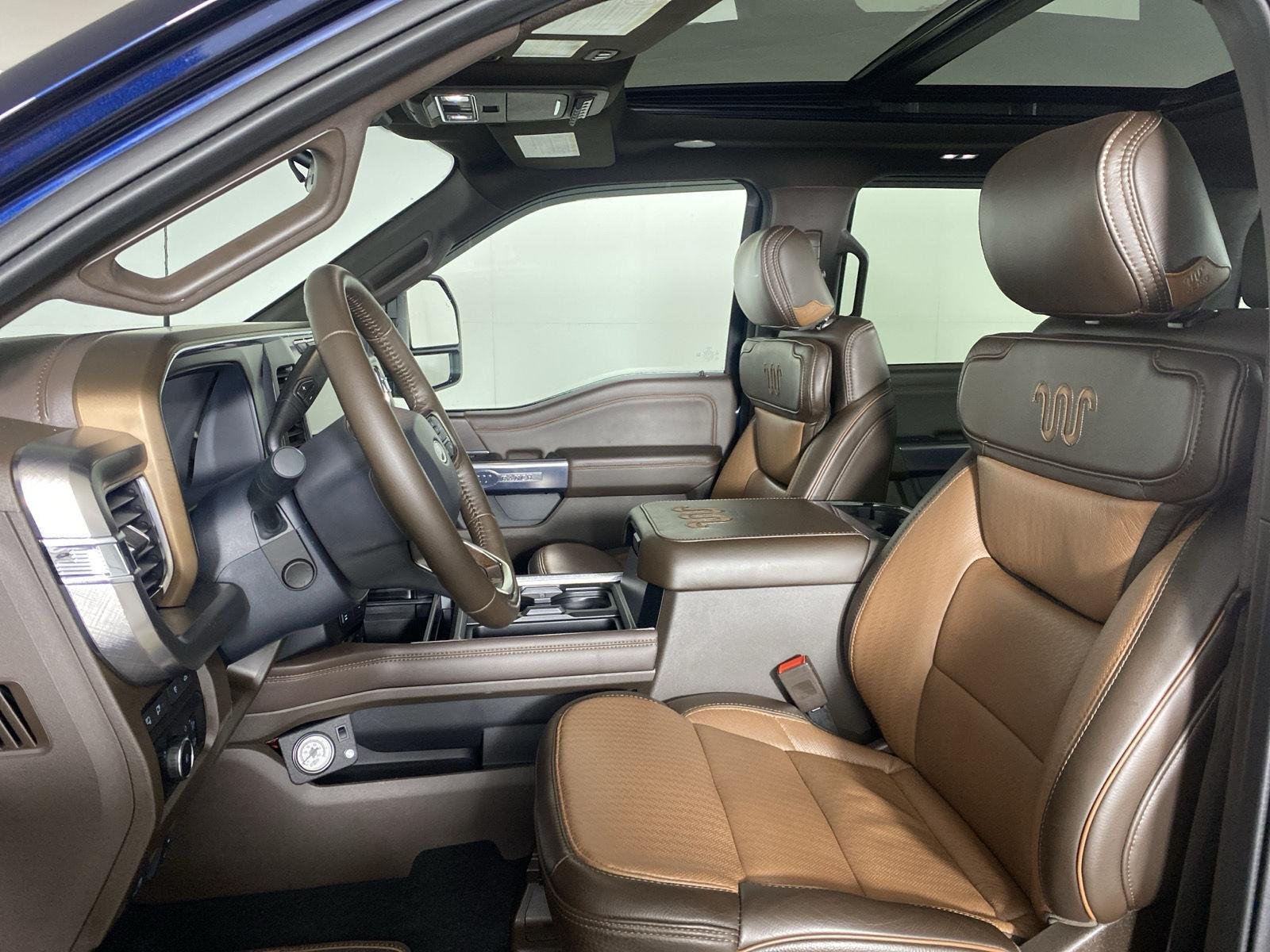 Used 2024 Antimatter Blue/Darkened Bronze Ford King Ranch image 13