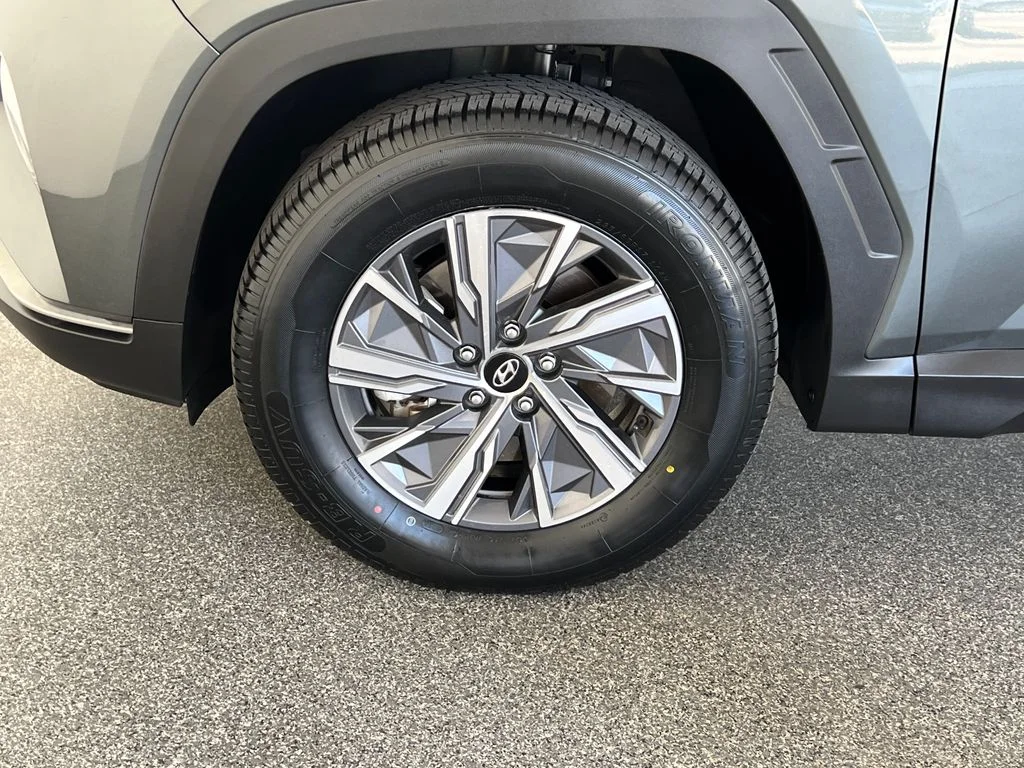 Used 2022 Gray Hyundai Blue image 27