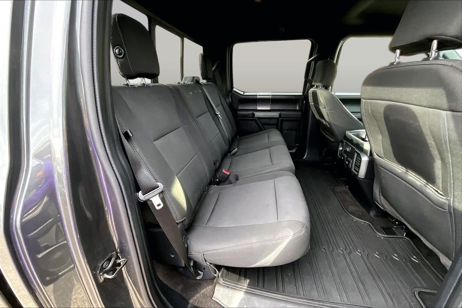Used 2019 Magnetic Ford XLT image 22