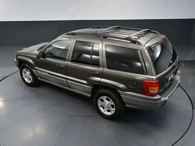 Used 1999 Gray Jeep Laredo image 46