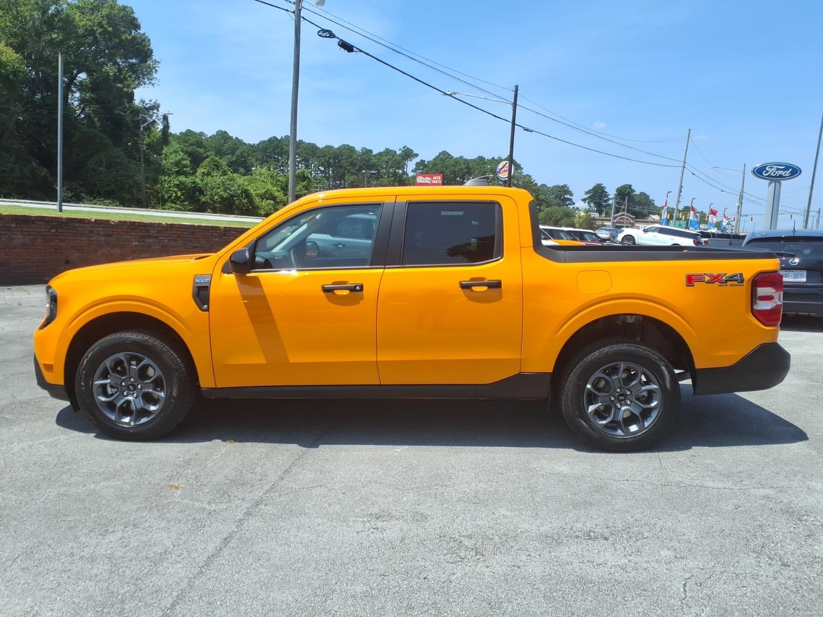 New 2026 Orange Fury Metallic Tri-Coat Ford XLT image 3