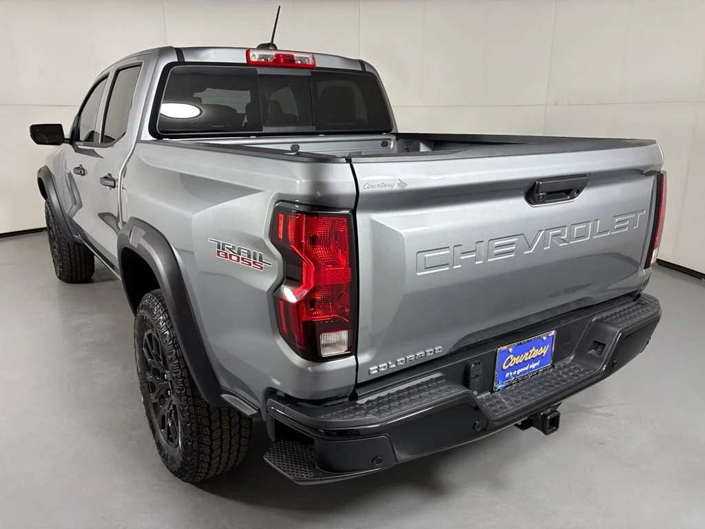 New 2026 Sterling Gray Metallic Chevrolet Trail Boss image 7