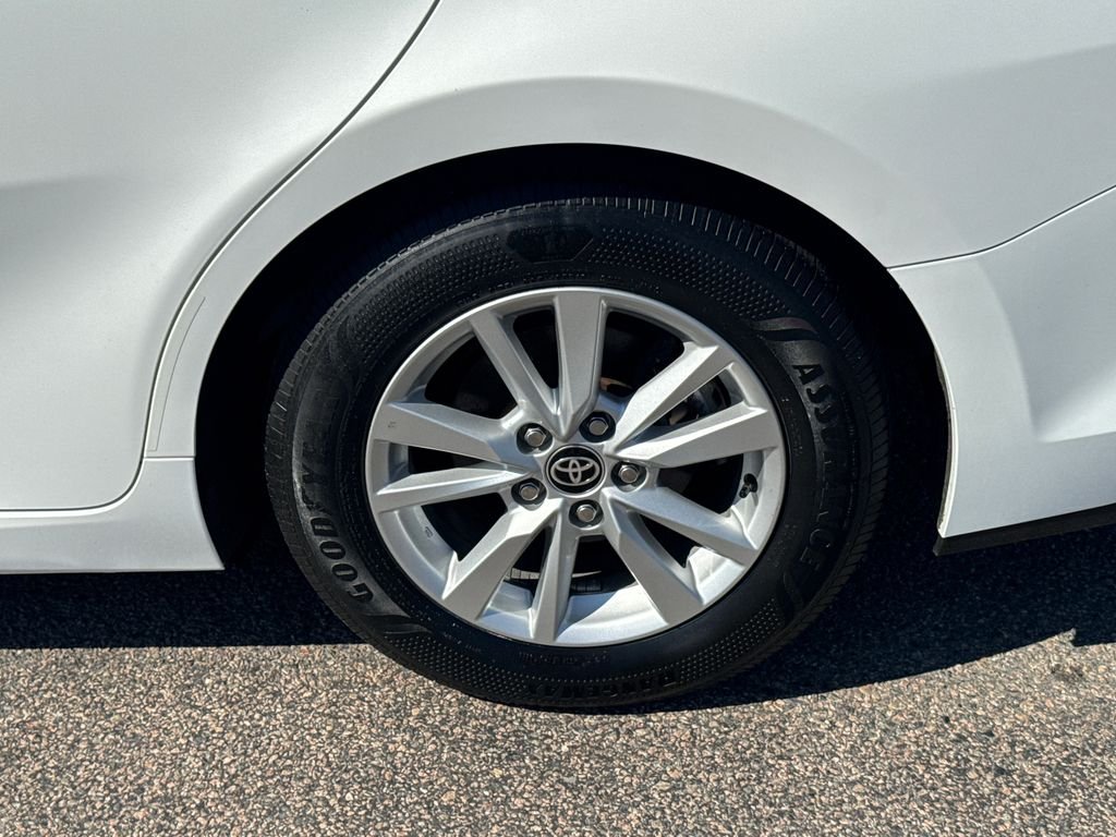 Used 2025 White Toyota LE image 39