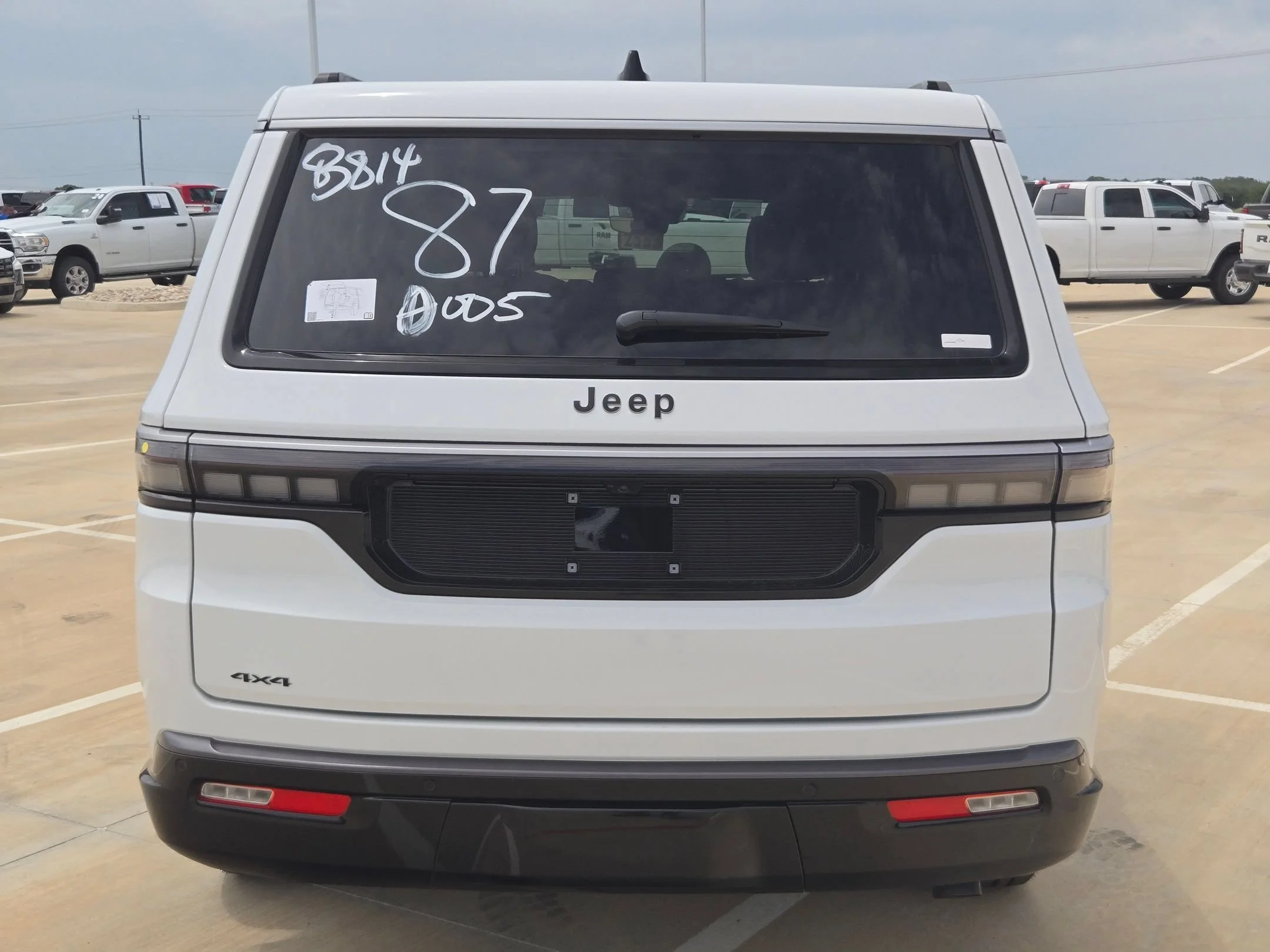 New 2026 Bright White Clearcoat Jeep  image 4