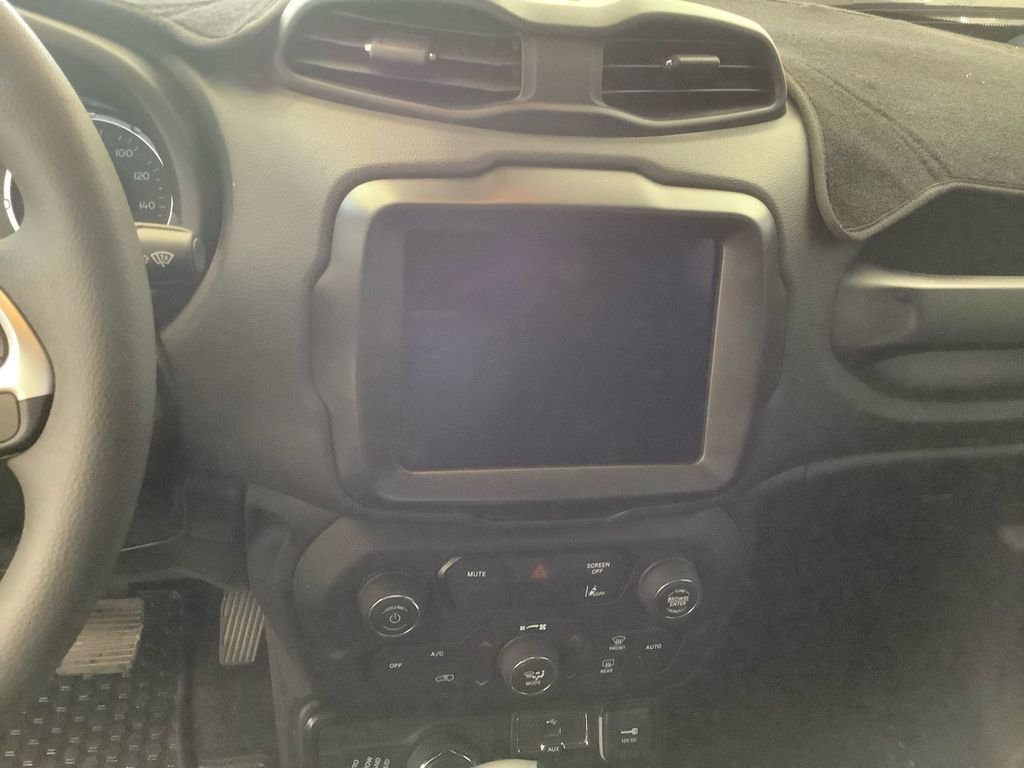 Used 2023 Blue Jeep Altitude image 11
