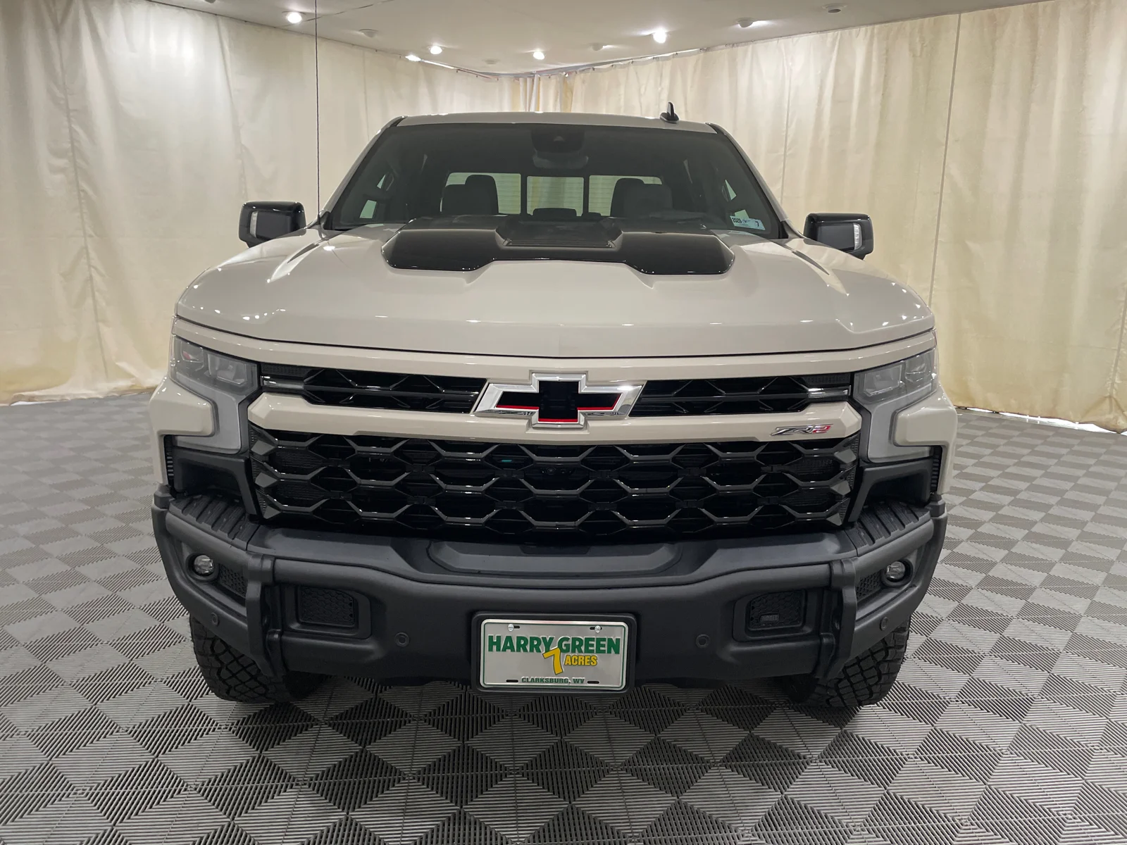 Used 2026 Tan Chevrolet ZR2 image 2