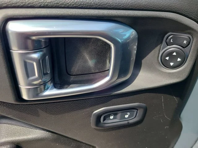 Used 2024 Gray Jeep Sport S image 18