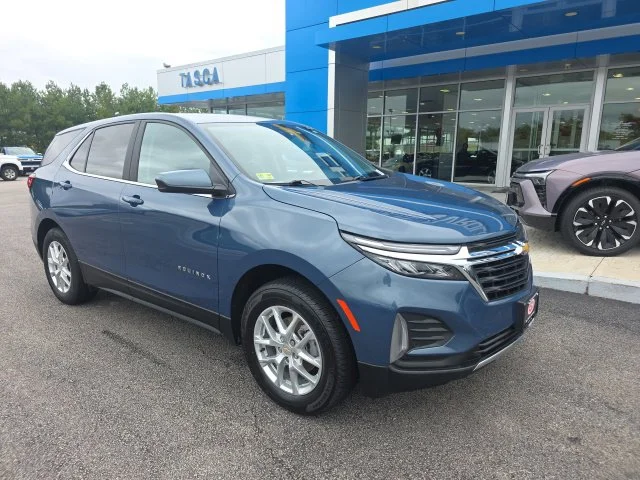 Used 2024 Blue Chevrolet LT image 4