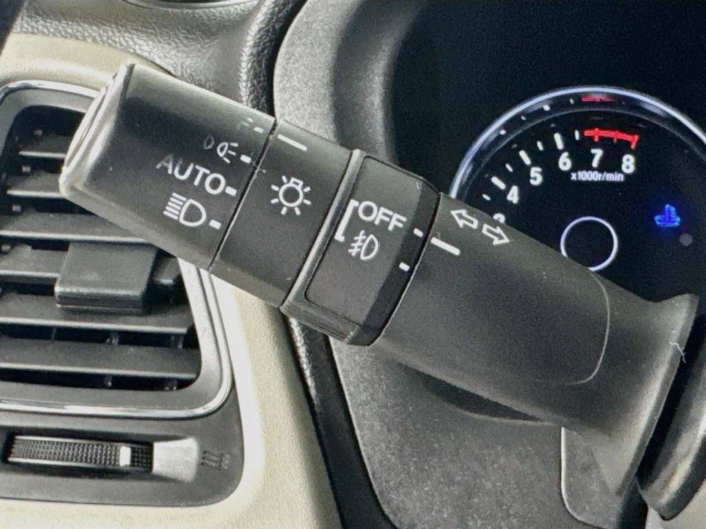Used 2016 Silver Honda EX-L image 13