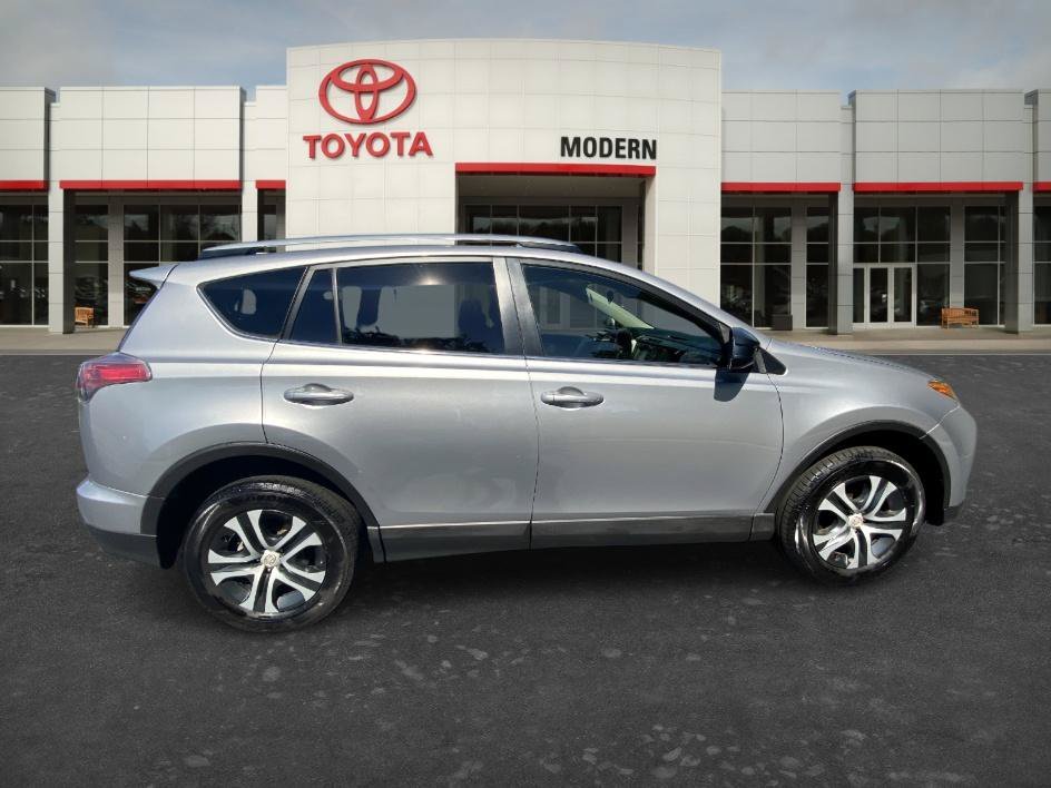 Used 2018 Silver Sky Metallic Toyota LE image 4