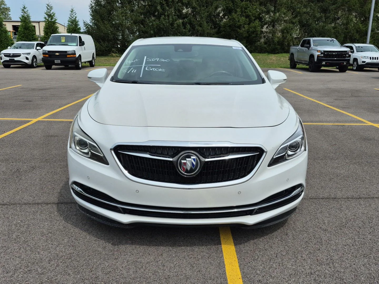 Used 2017 Buick LaCrosse Premium with VIN 1G4ZR5SS7HU140507 for sale in Salem, IN