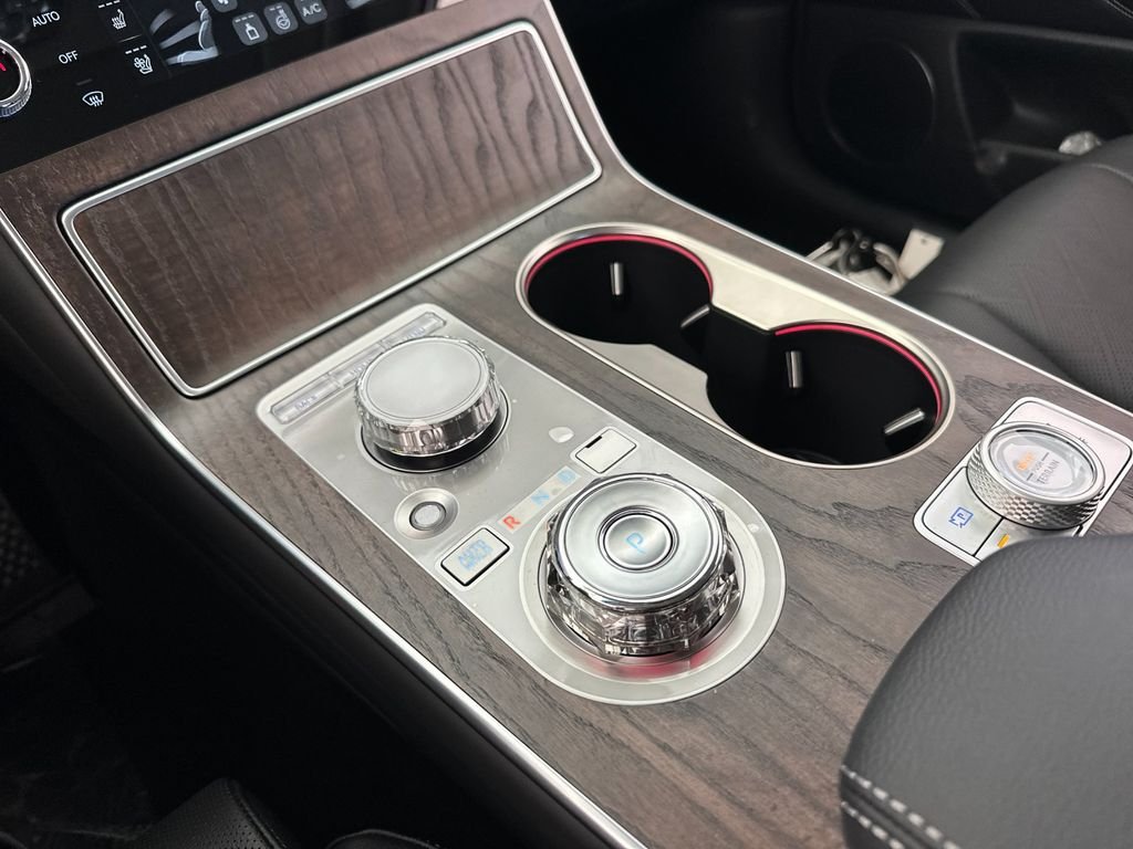 New 2026 Silver Genesis 2.5T Prestige image 23