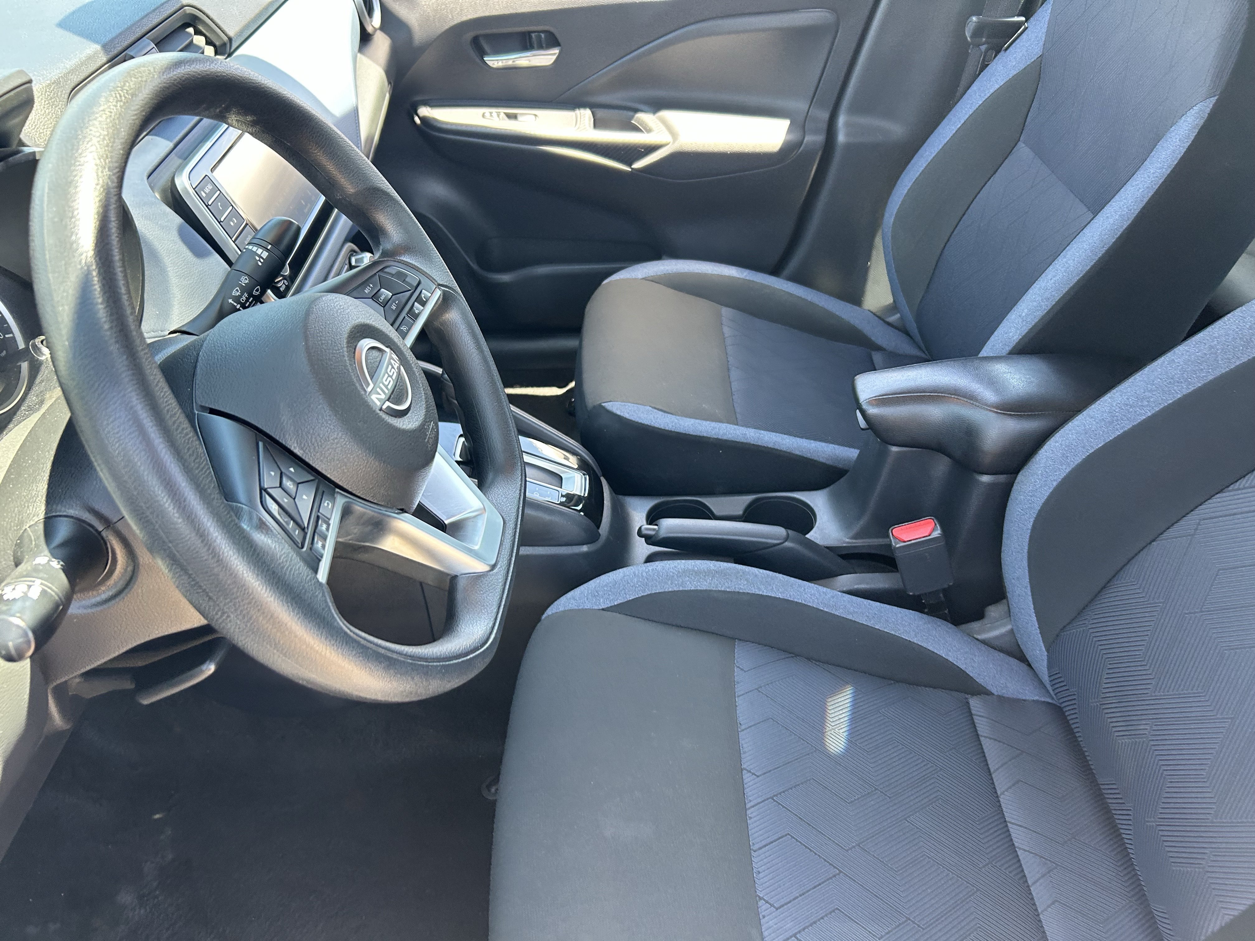 2024 Nissan Versa Sedan SV - Photo 25